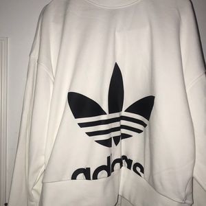 Adidas Crew Neck Sweater!!